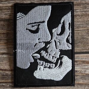 Girl and Skull Makeout Kiss Horror Halloween Undead Goth Iron On Patch